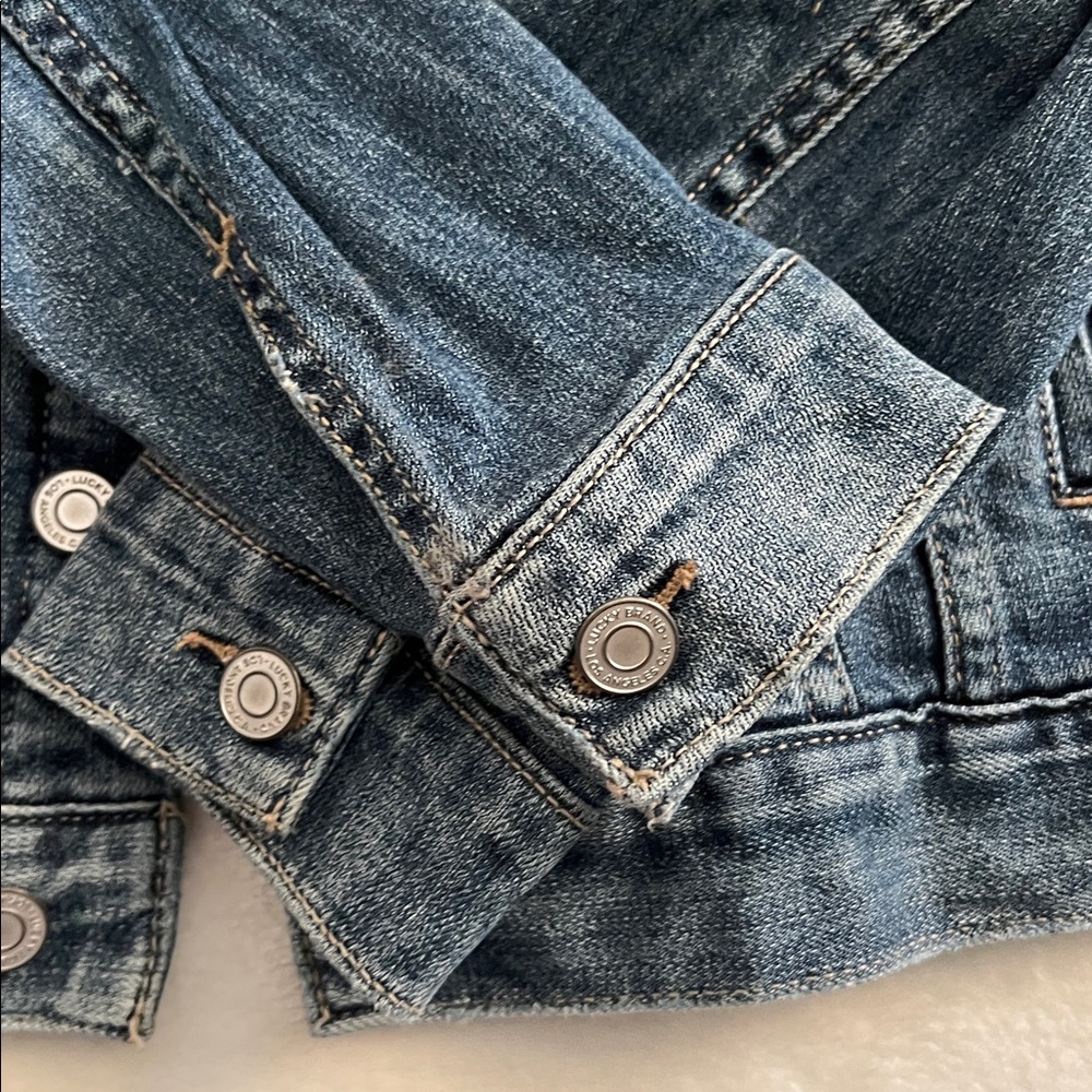 Lucky Brand Blue Denim Jean Jacket, Size M - Picture 12 of 12